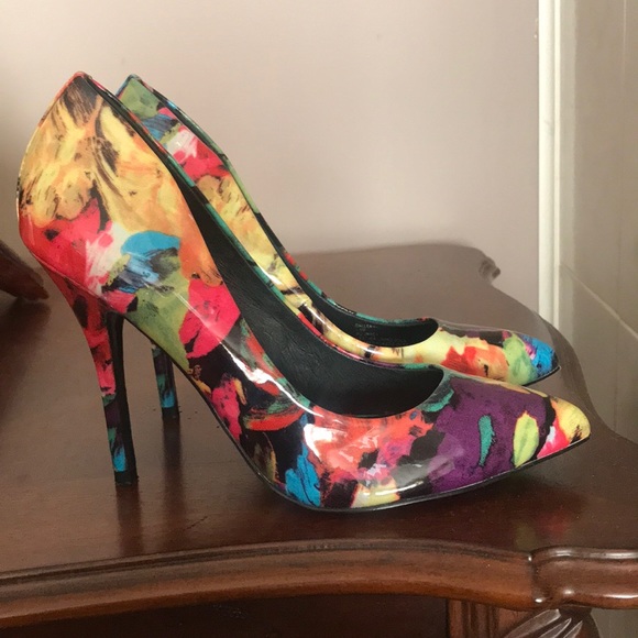 Steve Madden Shoes - Steve Madden pump